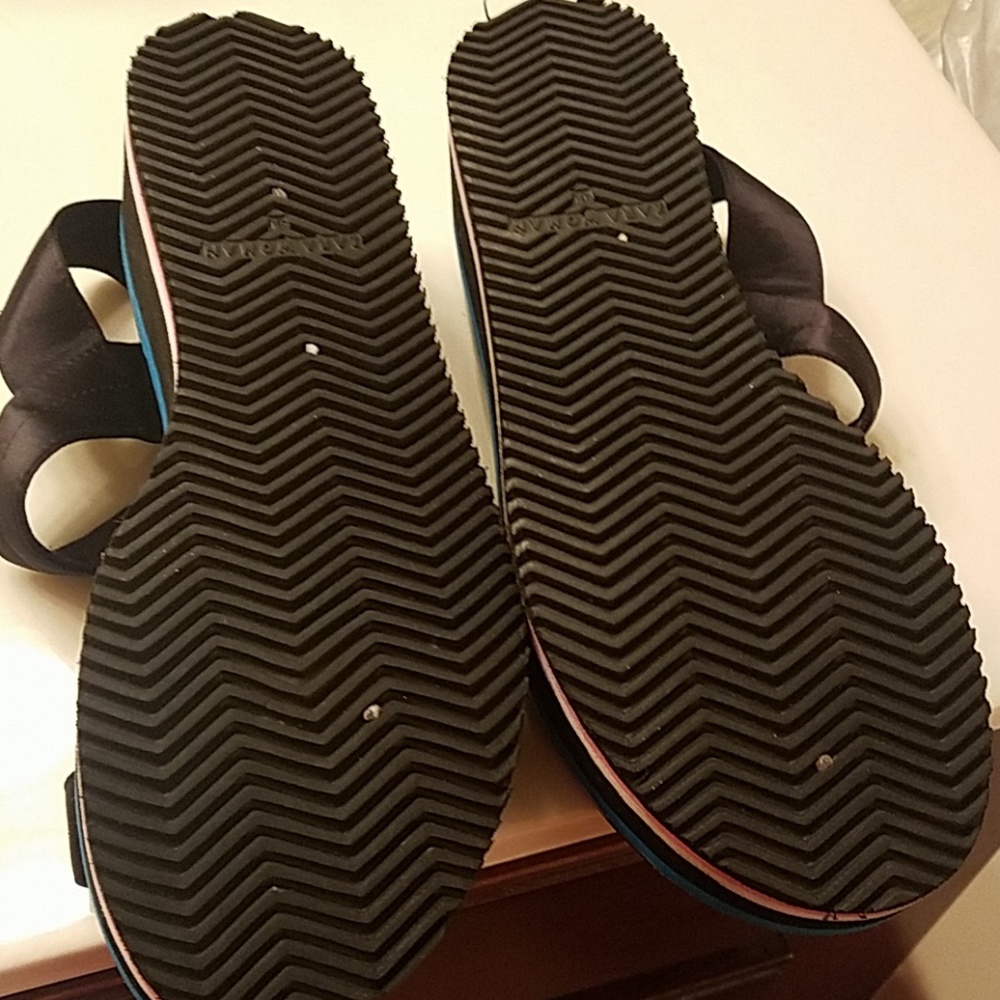 Shoes - Picture 3 of 5